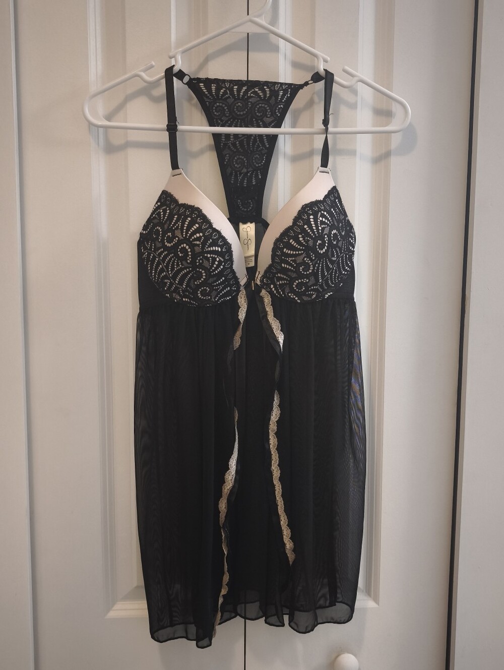 NWOT Jessica Simpson Black Mesh Bralette with Light Beige Lining